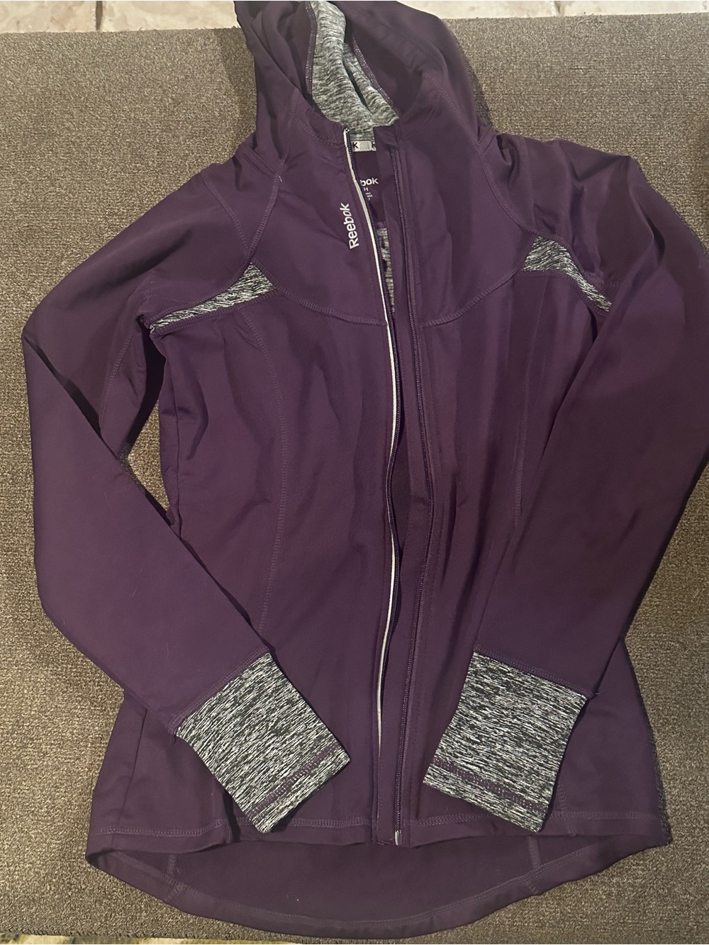 Reebok Women’s Running Jacket Hooded Full Zip Purple Gray Size Small